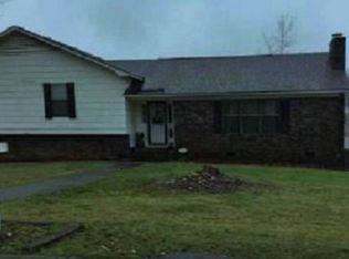 2315 Lucyle Ln, Sylacauga, AL 35150