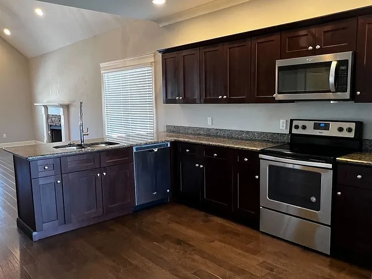 8492 Standifer Gap Rd — Photo 2