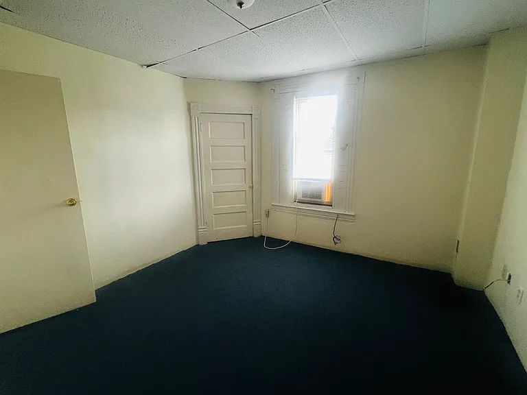 409 Forest Ave — Photo 9