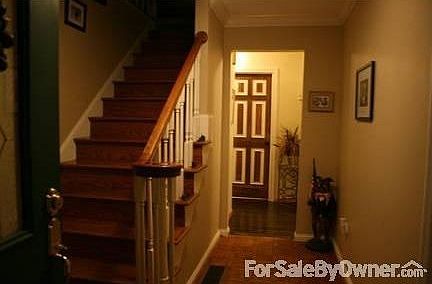 Foyer/Entry : New tile, paint