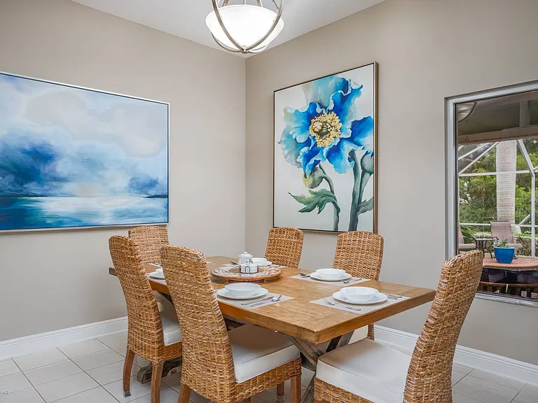 315 Charles Dr — Photo 14