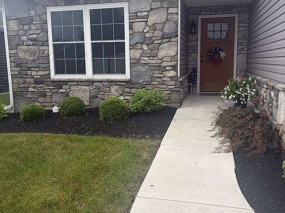2nd image of 3502 Camden Pl