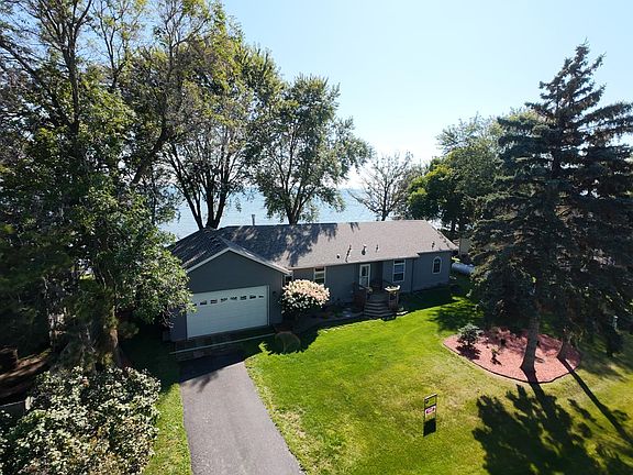 9th image of this home