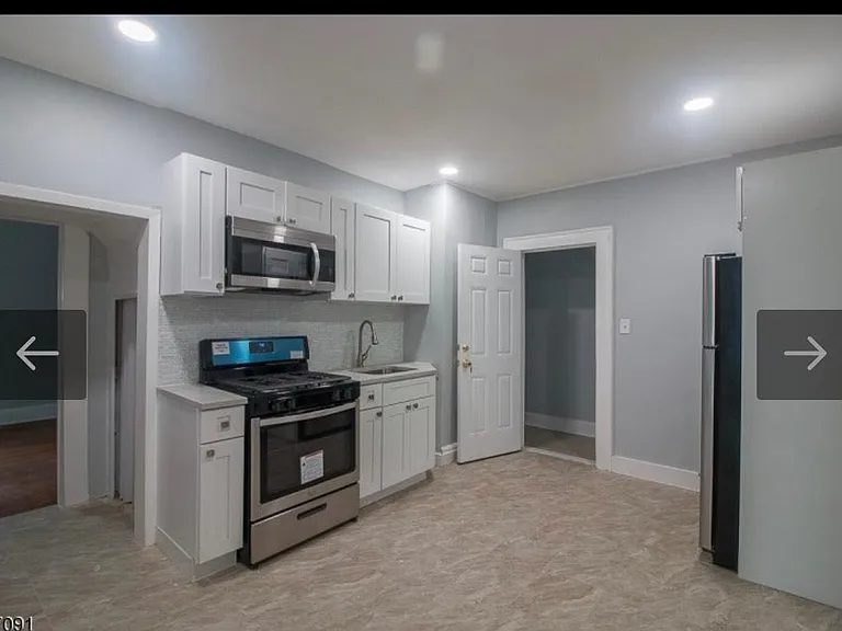 271 Rhode Island Ave — Photo 4