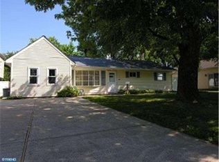 717 Auburn Rd, Fairless Hills, PA 19030