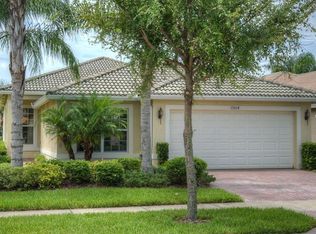 15614 Crystal Waters Dr, Wimauma, FL 33598