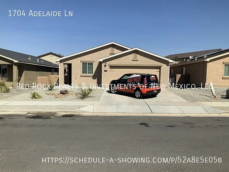 1704 Adelaide Ln — Photo 1