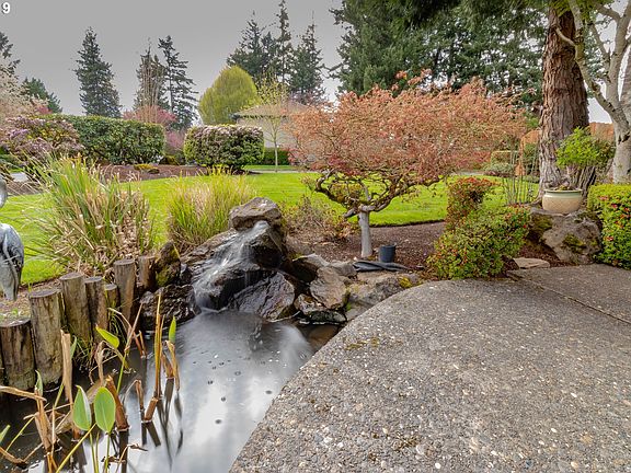 5th image of 17206 SE 38th Cir