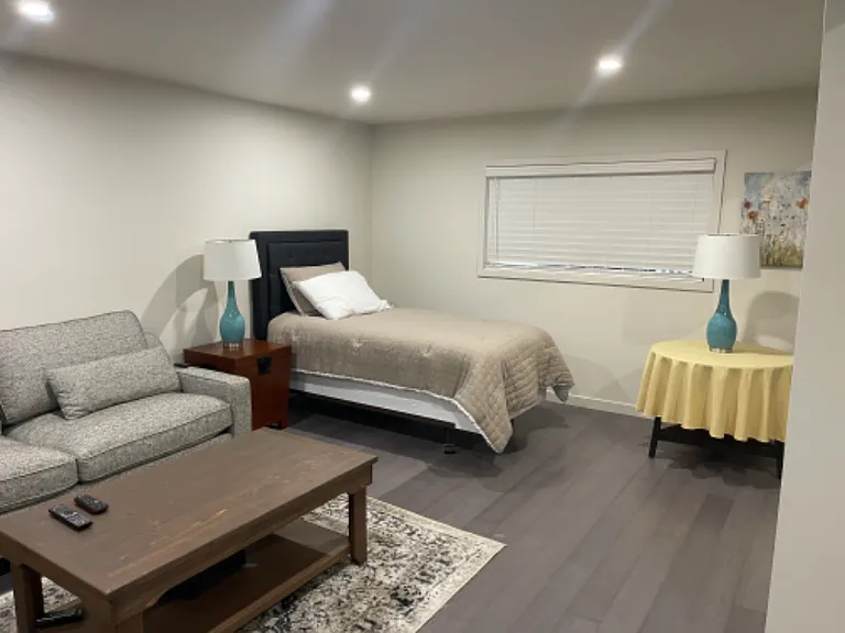 4510 SW Coast Ave — Photo 5