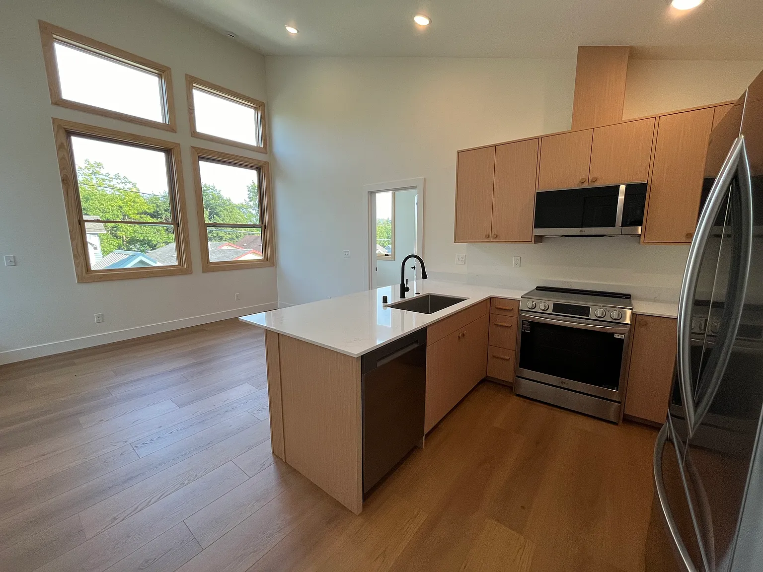 2626 Iron St — Photo 3
