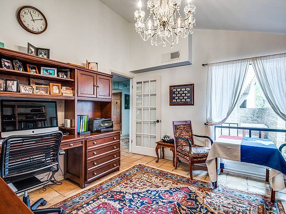 5th image of 6 Gallery Ct