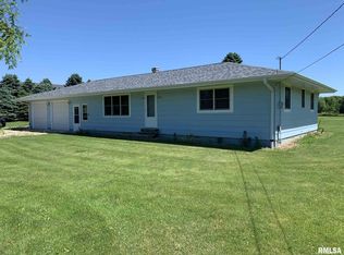 310 N State St, East Galesburg, IL 61430