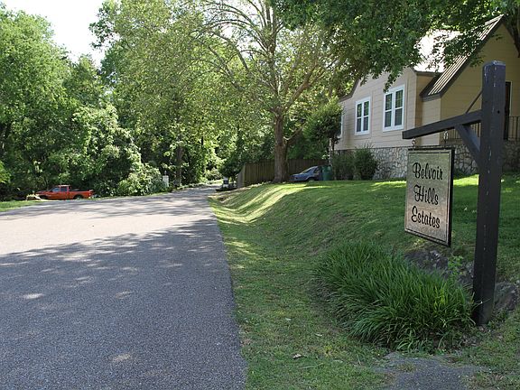 5th image of 722 Bacon Trl APT 43