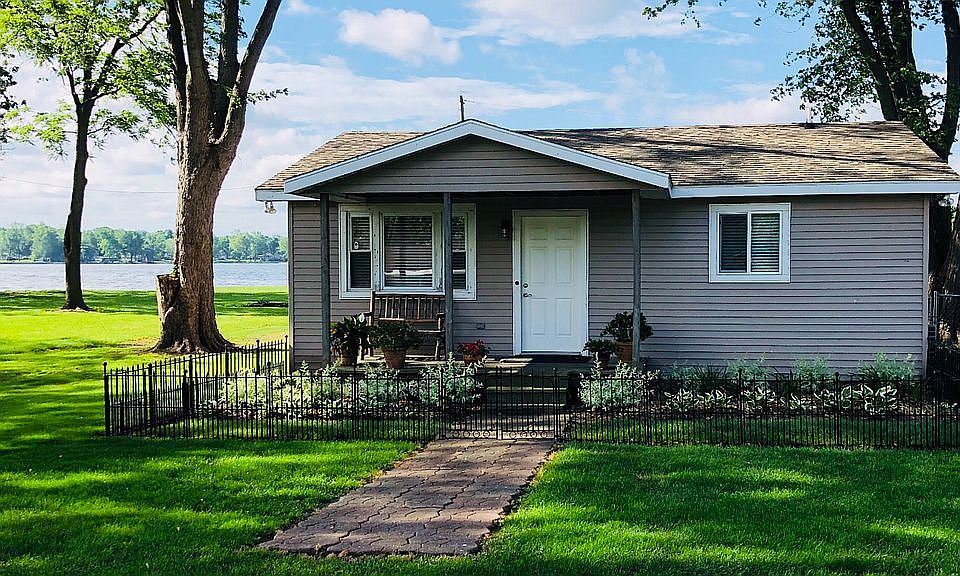 Hoffman Lake Cottage