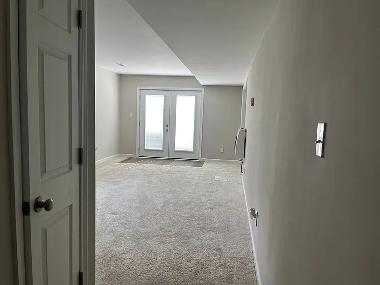 1680 Sleepy Hollow Rd — Photo 18