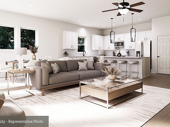 The Cherry Blossom - Family Room