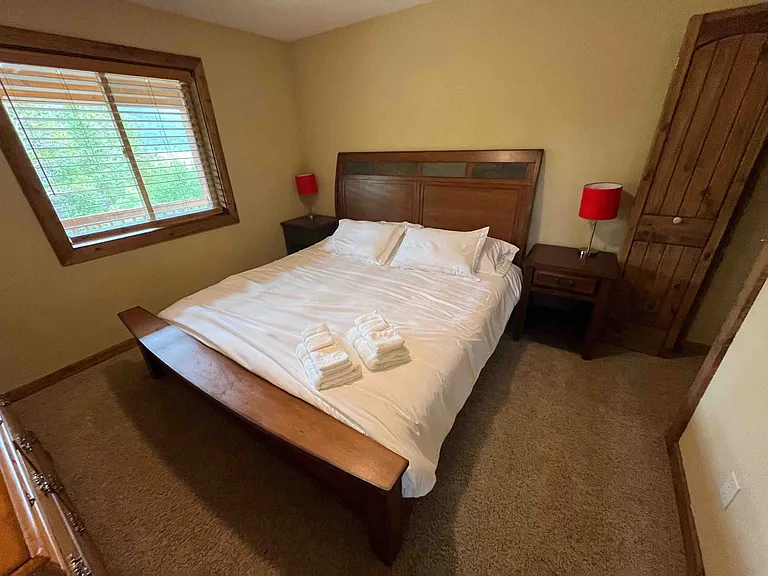 511 N Aspen St — Photo 16