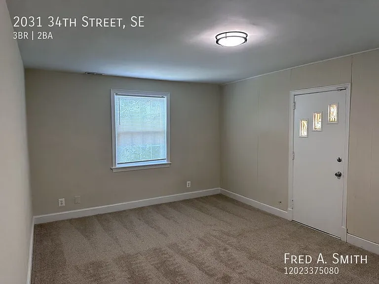 2031 34th St SE — Photo 15