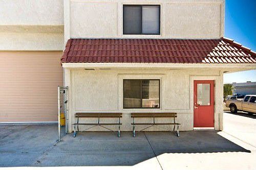 3rd image of 720 Lake Havasu Ave N