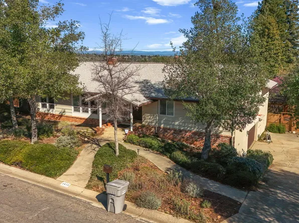 3410 Scenic Dr, Redding, CA 96001