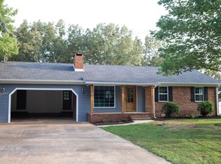 356 Chickasaw Dr, Huntingdon, TN 38344