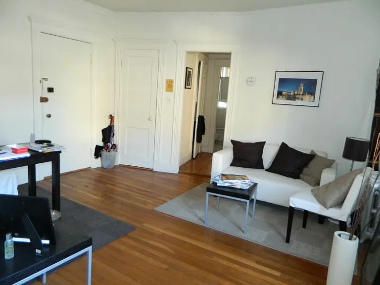 235 Park Dr #21 — Photo 6