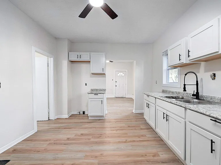 9701 Heath Ave — Photo 18