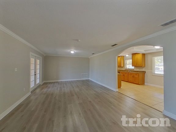 4th image of 268 Plumosa Dr