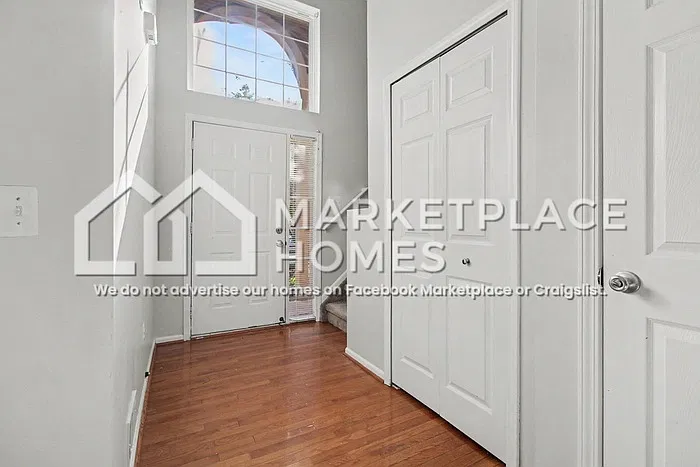 3 bed, 2.5 bath, 1571 sqft, $2,450 — Photo 4
