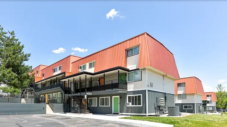 Sunset Ridge Apartments — Photo 1