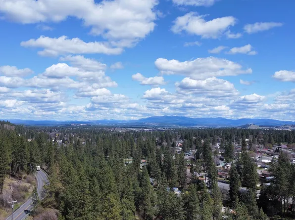 7520 N Cedar Rd, Spokane, WA 99208