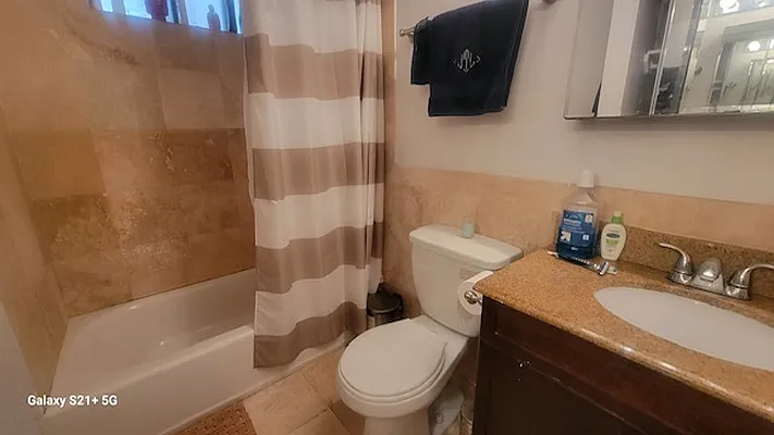 Rented by Chartwell Manhattan Realty | media 9
