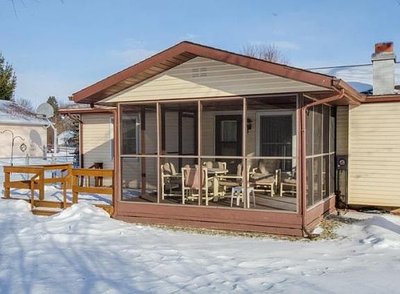 4th image of 1334 Fairfax Dr