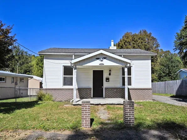 25 W 8th St, Manchester, OH 45144