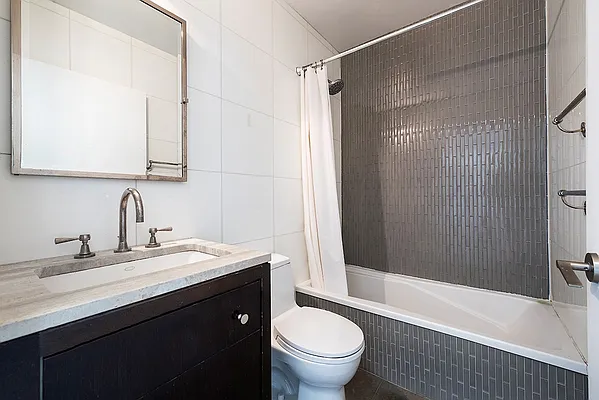 Sold by Anchor Associates | media 4