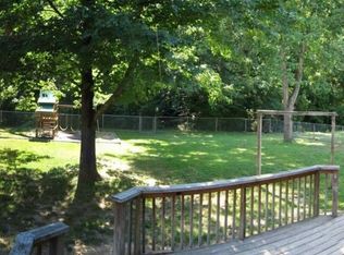 129 Larkspur Dr, Huntington, WV 25705