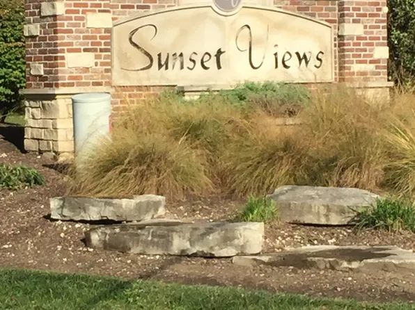 43W862 Twilight Ln #38, Saint Charles, IL 60175