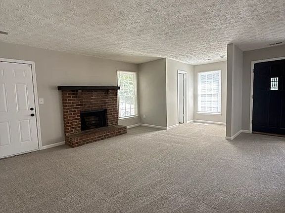 3rd image of 2870 Lakemont Dr SW #2870