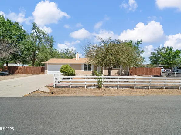 129 Ring Rd, Dayton, NV 89403