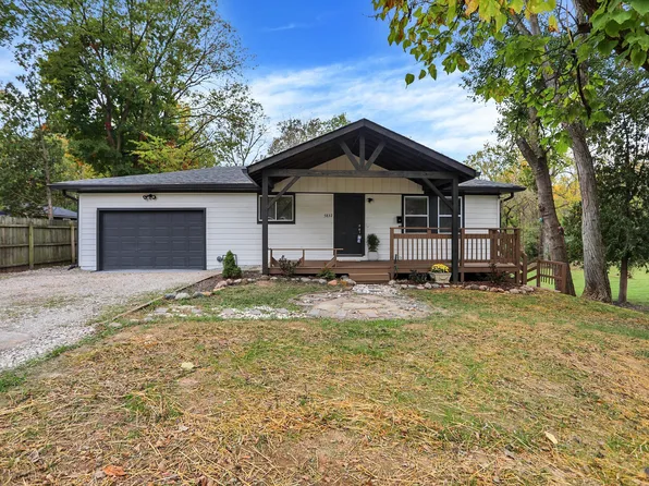 5832 Woodside Dr, Indianapolis, IN 46228