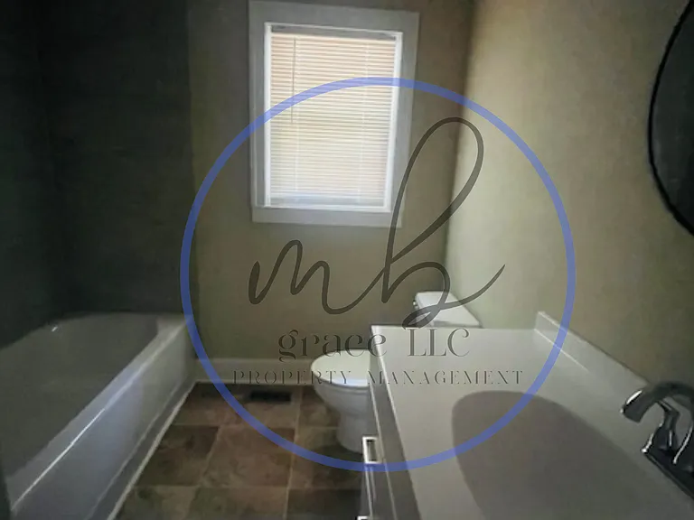 422 Minter Dr — Photo 6