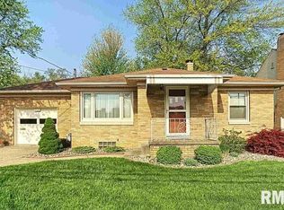 2645 7th St, East Moline, IL 61244