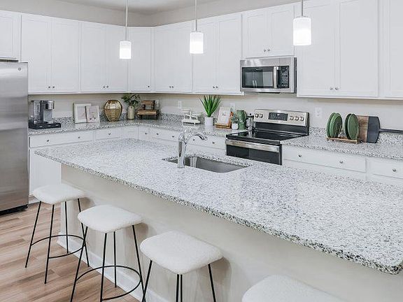 2nd image of 17 Whispering Brook Ln #493