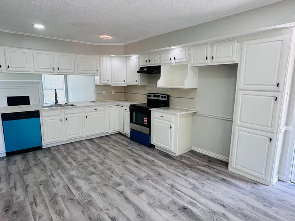 1460 Larchmont Dr, Plano, TX 75074