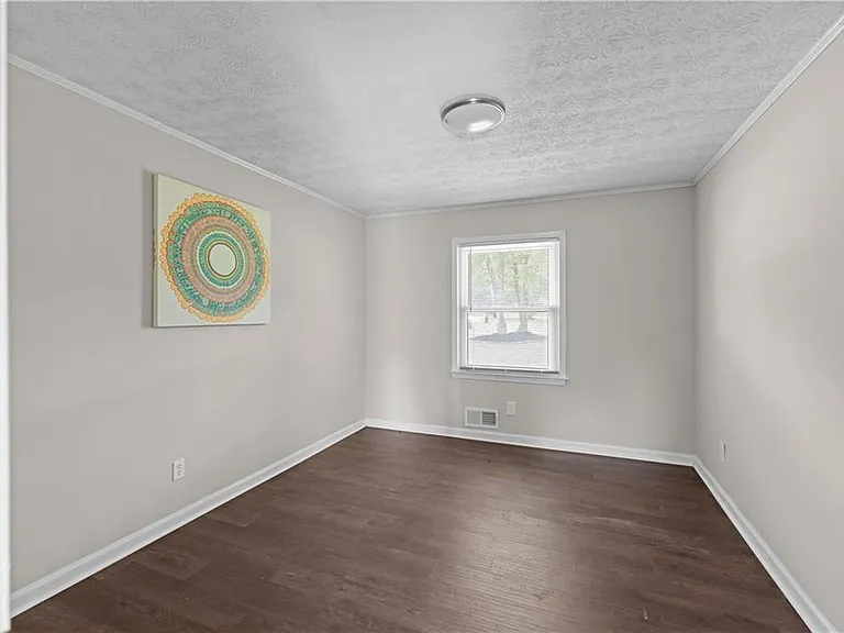 5245 Stonewall Tell Rd — Photo 12