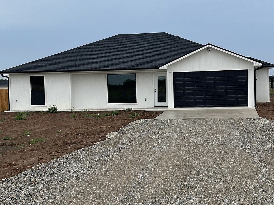 1st image of 725 Private Road 24977