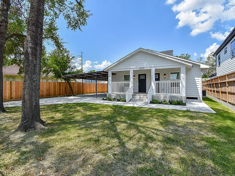 2509 Terry St #B — Photo 16
