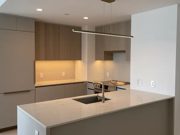 3 Court Square image 1 of 15