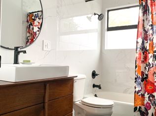 1528 NE 94th St, Seattle, WA 98115