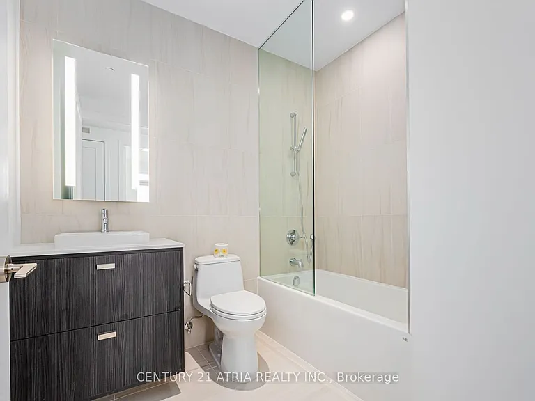470 Front St W #1812 — Photo 12